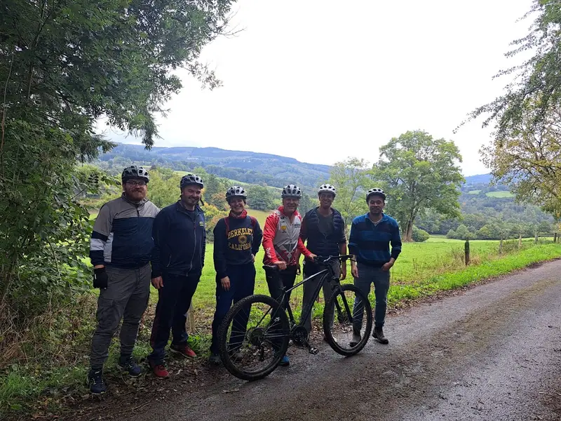 EngiFlex team mountain biking